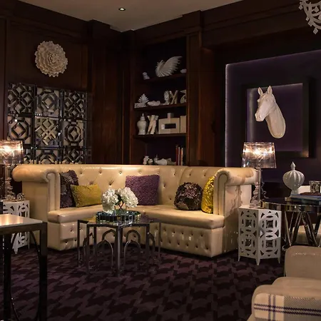 Renaissance Chicago North Shore Hotel